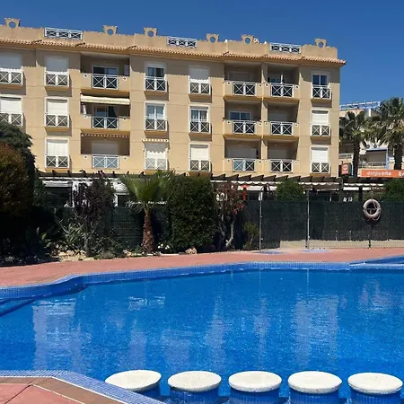 Maria Cabo Roig Apartment