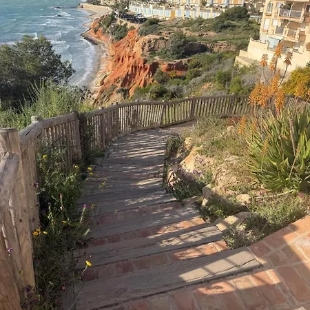 Maria Cabo Roig * Dehesa de Campoamor (Orihuela Costa)